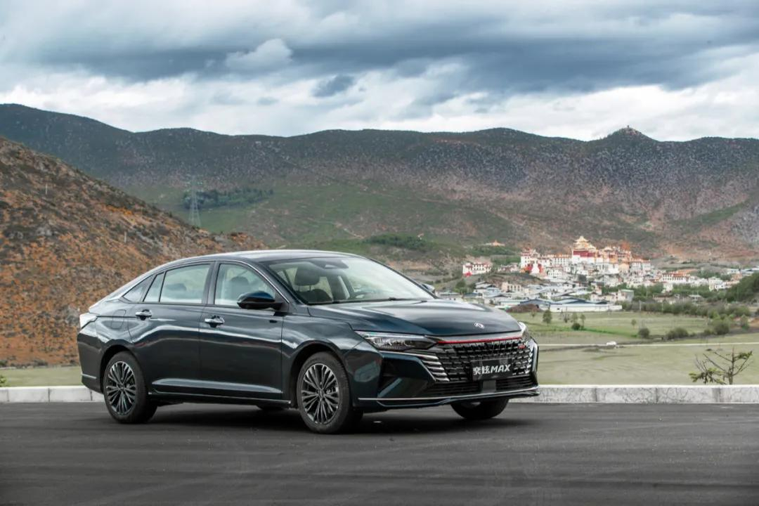 奕炫MAX 马赫动力赋能 彰显满级爸爸力